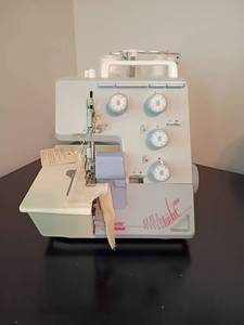 lot 920 image: Bernette for Bernina.  Fun Lock 004. With Hard Case  Located upstairs