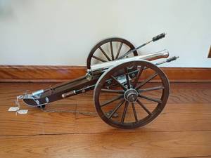lot 938 image: Replica of Civil War Cannon.   Black Powder.  Approximately 12 x 24