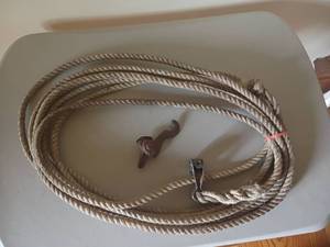 lot 941 image: Lasso