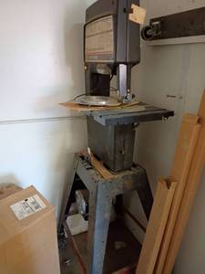 lot 1030 image: Craftsman 12in Band Saw Sander on Stand with Wheels