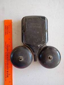 lot 1041 image: Western Electric Company Double Bell Door Chime