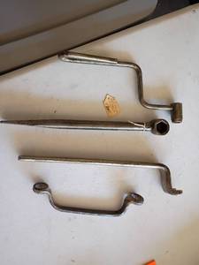 lot 1044 image: 1920s Ford Model T Lug Wrench and More