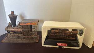 lot 1124 image: Orient Express Locomotive Model Die-Cast and Metal Collectible Figurine