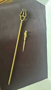 lot 1132 image: Brass Trident Backscratcher and Envelope Opener