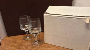 lot 1206 image: Set of 6 Wine Glasses Made in Yugoslavia