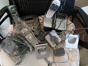 lot 1315 image: Cordless phones