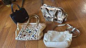 lot 1350 image: Lot of 4 Handbags and Shoulder Bags with Geometric and Animal Print Designs