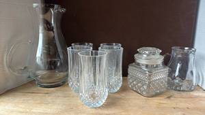 lot 1410 image: Glass Drinkware Set 5 Glasses, Pitcher and Jar