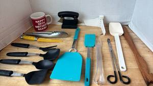 lot 1450 image: Spatulas Tongs Knives Forks Scissors Serving Tools Pampered Chef Rubber Spoon and more