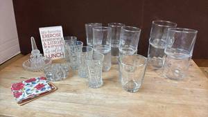 lot 1465 image: Glassware Lot 12 Drinking Glasses and Dish Accessories