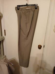lot 1549 image: Womens clothes