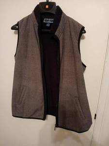 lot 1552 image: Womens  clothes