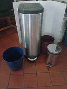 lot 1616 image: Stainless Steel Cylindrical Trash Can with Black Lid and Foot Pedal small bathroom size trashcans