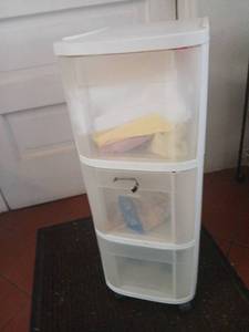 lot 1621 image: 3-Tier Plastic Storage Organizer on wheels,  with Fabrics, aunt Marthas heat transfers