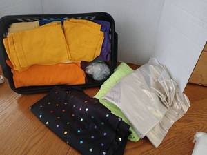 lot 1665 image: Black Knight English Chamois  and assorted  fabric