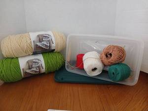 lot 1671 image: Yarn Lot 5 Balls Assorted Colors Knitting Crochet and foam