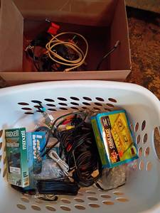 lot 3022 image: Miscellaneous Cords.   Located in basement