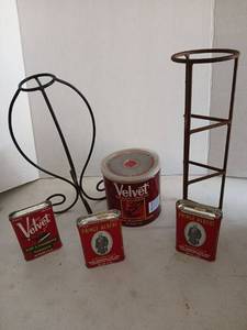 lot 4009 image: Vintage Tobacco Tin Lot with Metal Stands Velvet Prince Albert