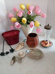 lot 4014 image: Faux Plants & Florals