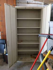 lot 4020 image: Metal Storage Cabinet Two-Door Adjustable Shelves buyer removes 80.5x36x18