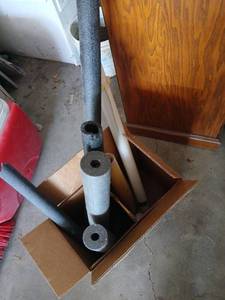 lot 4023 image: Foam Pipe Insulation Tubes Assorted Sizes Lot