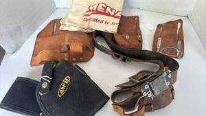 lot 4305 image: Tool Holster Lot AWT Stanley Speedline Leather Canvas Belt Pouches 6 Pc