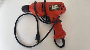 lot 4333 image: Black & Decker DR250 4.5A Corded Drill