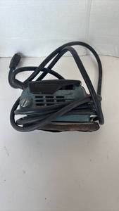 lot 4335 image: Corded Electric Orbital Sander with Power Cord
