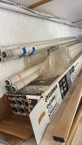lot 4506 image: Sylvania Cool White 4100K Supersaver Fluorescent Light Bulbs T12 60W 96 Bulk Pack