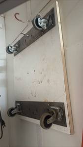 lot 4517 image: Caster Dolly Board with 4 Swivel Casters