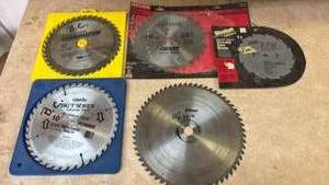 lot 4526 image: Circular Saw Blades Lot of 5 Various Sizes