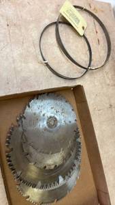 lot 4527 image: Band Saw Blade Set with Circular Saw Blades and more