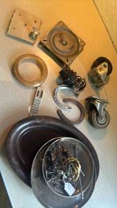 lot 4710 image: Mixed Hardware Lot Casters Horseshoes Swivel Plate Hooks Knobs Tray Bungee
