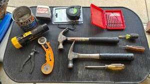 lot 4722 image: Hammers, Screwdrivers, Flashlight, Measuring Tape, Drill Bits and more