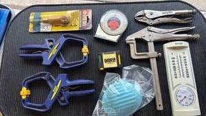 lot 4724 image: Irwin Clamps, Vise-Grip, Pliers, Screwdriver, Thermometers, Level and more