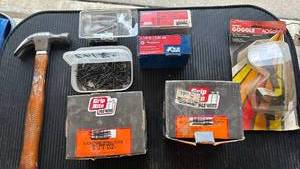lot 4727 image: Hammer, Drywall Screws, AOSafety Impact Goggle 91200 and more