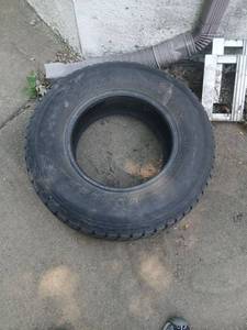 lot 5042 image: Industrial Tire