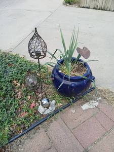 lot 5061 image: Garden Decor Set with Teardrop Basket, Blue Planter, and Stake Ornament