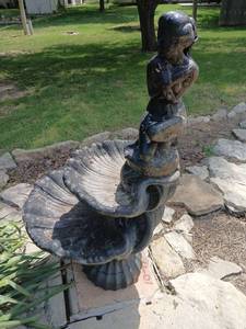 lot 5065 image: Sculpture Garden Statue three pieces 53 x 26 in