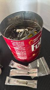 lot 4205 image: Bolts, Screws, Washers and more