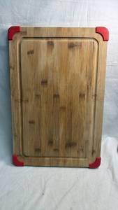 lot 70 image: Bamboo Cutting Board with Red Corners