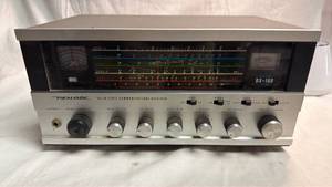 lot 82 image: Realistic DX-160 Solid State Communications Receiver