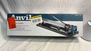 lot 92 image: Anvil Tile Cutter 14 in Manual Porcelain 1003131449