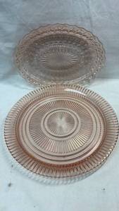 lot 174 image: Pink Depression Glass Plates Ribbed Pattern 2-Piece Set