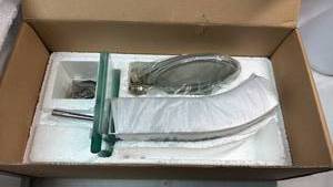 lot 194 image: LD1801D Basin Mixer - Water Faucet