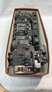 lot 200 image: Lot of Used Circuit Breakers Mixed Amperage and Brands