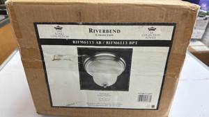 lot 248 image: Riverbend Royal Collection RIFM6113 Flush Mount Ceiling Light 13 x 8.5