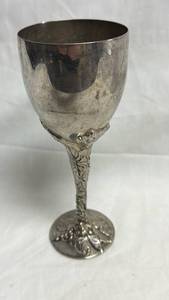 lot 40 image: Godinger Decorative Goblet with Ornamental Stem