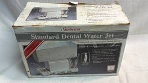 lot 43 image: Sunbeam Standard Dental Water Jet Model 6271