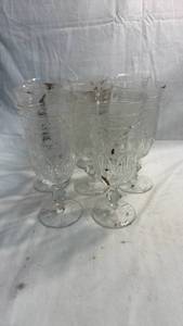 lot 59 image: Set of 8 Glass Footed Drinking Glasses with Etched Leaf Pattern